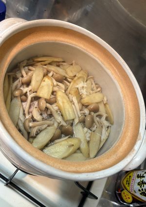 土鍋で豚バラ炊き込みご飯-レシピのメイン写真