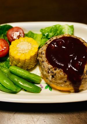 チーズバーグONズッキーニのグリル焼き-レシピのメイン写真
