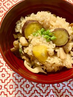 さつま芋と茸の炊き込みご飯 -レシピのメイン写真