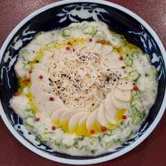 รูปของ ネバトロそうめん　オリーブオイルがけ