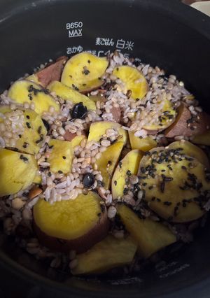 【痩せ飯】サツマイモと雑穀のダイエットご飯-レシピのメイン写真