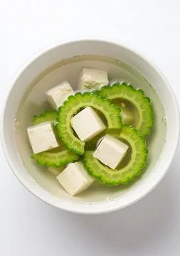 5分で完成❗️ゴーヤと豆腐の絶品味噌汁-レシピのメイン写真