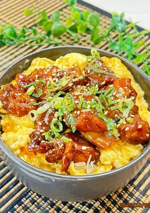 簡単🍳ふわとろ卵のやみつき焼き鳥親子丼-レシピのメイン写真