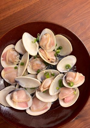 はまぐりのニンニクバター酒蒸し-レシピのメイン写真