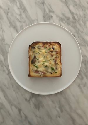 きのことベーコンのキッシュ-レシピのメイン写真