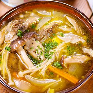 松茸よりうまい🤭🍄うま味MAX3種きのこスープ🥣
