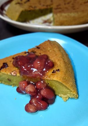 抹茶炊飯器ケーキに小豆いれちゃいました-レシピのメイン写真