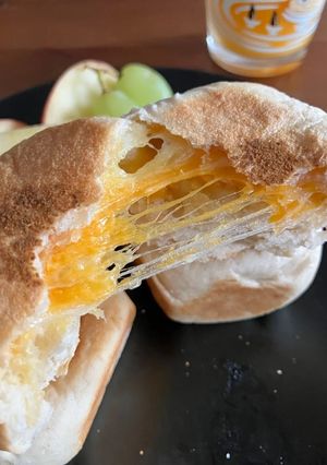 フライパンでチーズパン-レシピのメイン写真