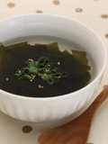 白だし薄めるだけ♪わかめのねぎごまスープ