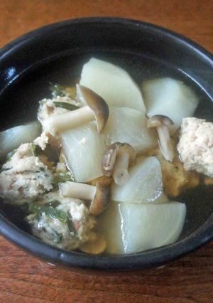 蕪とにら入りつみれの煮物-レシピのメイン写真
