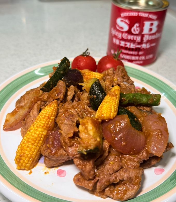 ラム肉とヤングコーンの赤缶カレー炒め-レシピのメイン写真