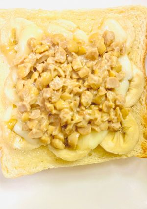 バナナ納豆🍌チーズ🧀オープンパン🍞-レシピのメイン写真