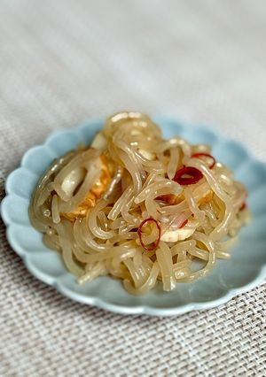 簡単常備菜✨白滝と竹輪のピリ辛炒め-レシピのメイン写真
