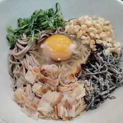 รูปของ お蕎麦で作るまぜそば