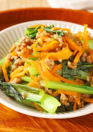 ワンパン◎小松菜とにんじんの肉味噌炒め-レシピのメイン写真