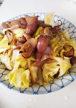 ホタルイカの春キャベツ炒め-レシピのメイン写真