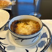 基本からアレンジまで！思わずつくりたくなる「オニオングラタン