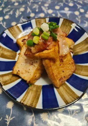 10分🌟厚揚げとベーコンのにんにく醤油-レシピのメイン写真
