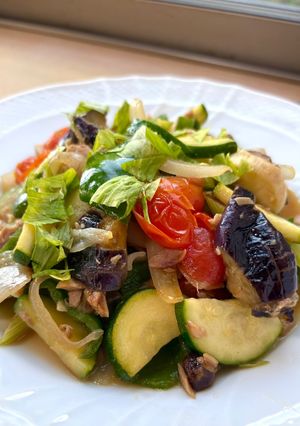 【簡単作り置き副菜】ツナと夏野菜のバター焼き-レシピのメイン写真