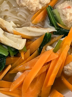フォーの鶏肉団子と野菜のスープ-レシピのメイン写真