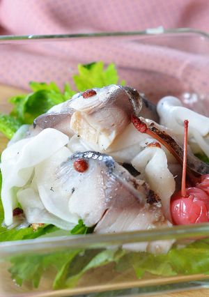 花椒入りカブの甘酢漬けとしめ鯖の和え物♪-レシピのメイン写真