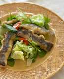 赤シタビラメのから揚げサラダ