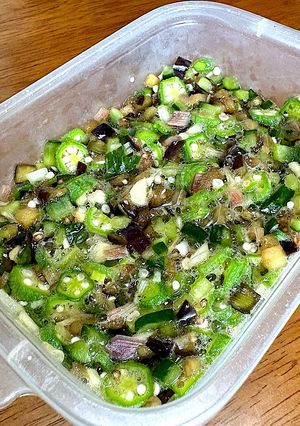 麺つゆで簡単♪にんにく香る！オクラで山形だし風-レシピのメイン写真