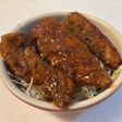 マグロ揚げ焼きソースカツ丼