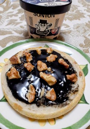 黒ゴマクリームと胡桃のトースト-レシピのメイン写真