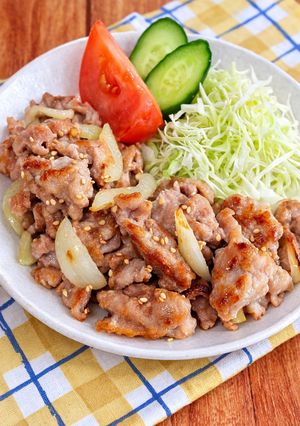 【豚肉と玉ねぎの味噌マヨ炒め】-レシピのメイン写真