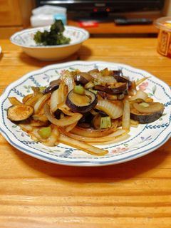 茄子と玉ねぎのバター炒め-レシピのメイン写真