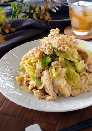 材料2つ☆豚こまキャベツ胡麻だれ炒め。-レシピのメイン写真