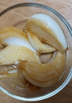 疲れ取りに新玉ねぎ黒酢漬け-レシピのメイン写真