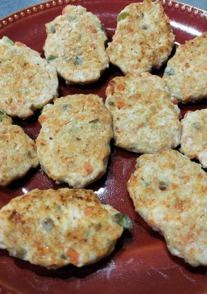 豆腐と野菜の鶏バーグ(離乳食後期〜)-レシピのメイン写真