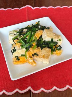 ニラと豆腐と卵の甘辛炒め-レシピのメイン写真