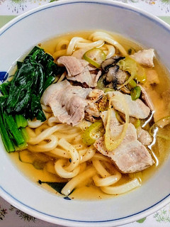簡単ランチ!キノコ豚バラ法蓮草の肉うどん-レシピのメイン写真