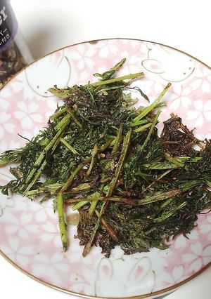 にんじんの葉の揚げ焼き-レシピのメイン写真