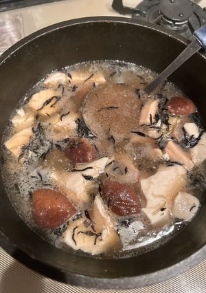 鮭豆腐海藻椎茸の中華風スープ-レシピのメイン写真
