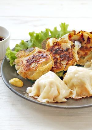 【包まない！】鶏つくねにかぶせるだけ餃子-レシピのメイン写真