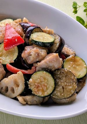 夏野菜と蓮根チキンの味噌マスタードソテー-レシピのメイン写真
