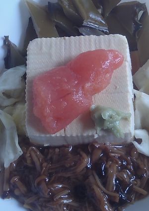 茎わかめキャベツなめ茸＋たらこ載せ冷奴-レシピのメイン写真