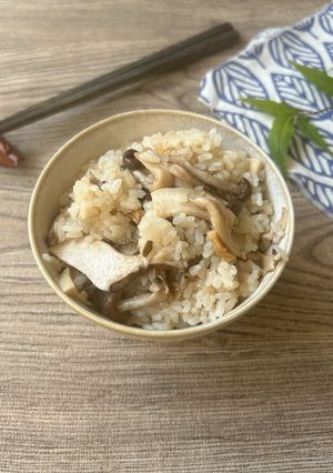 きのこの炊き込みご飯-レシピのメイン写真