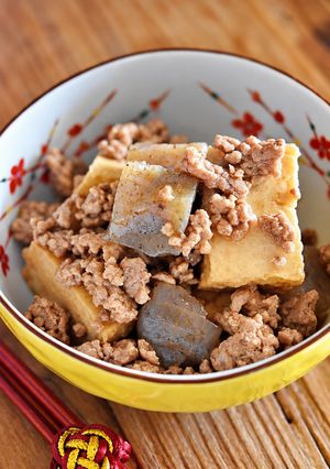 おばあちゃんの厚揚げ豆腐とこんにゃくの煮物-レシピのメイン写真