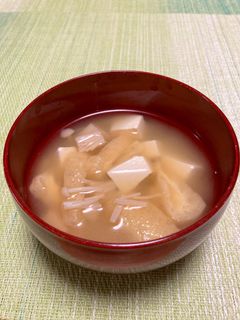豆腐とエノキと油揚げのお味噌汁♪-レシピのメイン写真