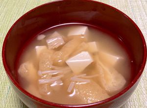 豆腐とエノキと油揚げのお味噌汁♪-レシピのメイン写真