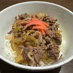A picture of 吉野家風？【牛丼】.