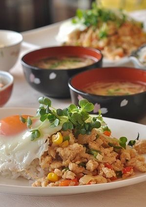 鶏ひきで☆ガパオライス-レシピのメイン写真