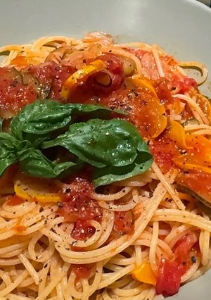 たっぷりズッキーニとトマトのパスタ-レシピのメイン写真
