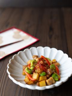 豚肉とじゃがいも・そら豆の中華炒め-レシピのメイン写真