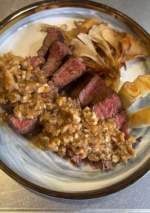 プロの技 舞茸酵素でやわらか牛ステーキ-レシピのメイン写真